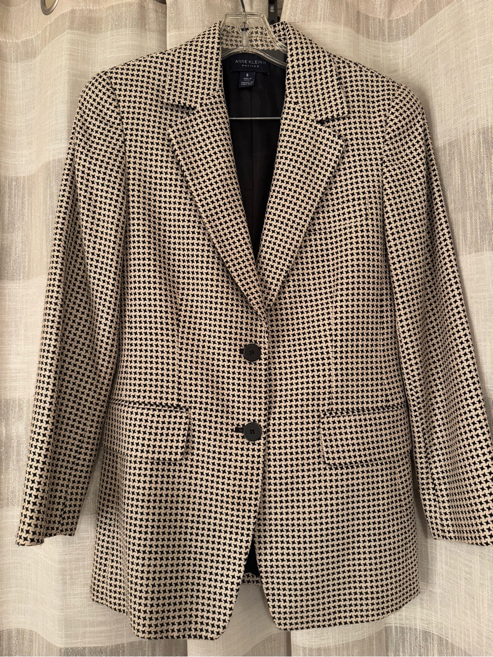 Anne Klein Black and Cream Houndstooth Blazer Jacket